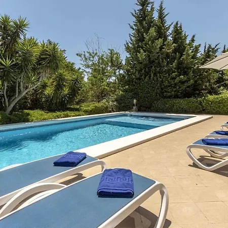 Traditional Near For 4 People By Renthousing Pollença