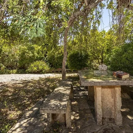 Traditional Near For 4 People By Renthousing Hébergement de vacances
