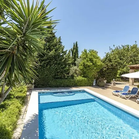 Traditional Near For 4 People By Renthousing Hébergement de vacances