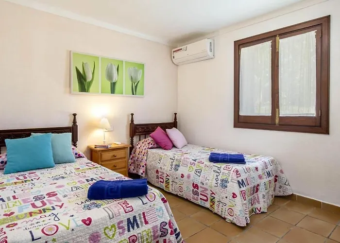 Сasa de vacaciones Traditional Near For 4 People By Renthousing Pollensa